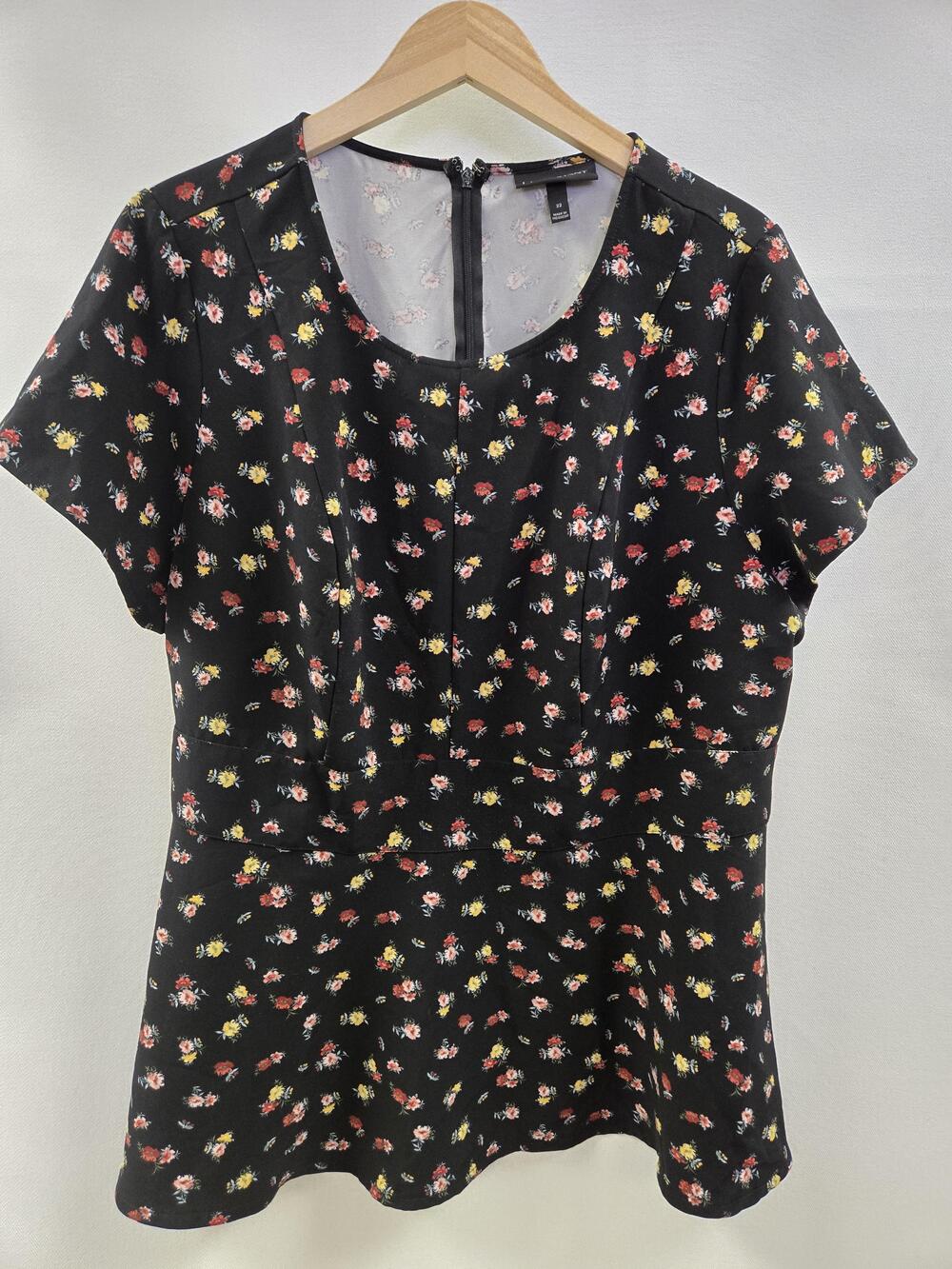 Lane Bryant Shirt Womens 22 Plus Black Floral Peplum Short Sleeve Blouse Top